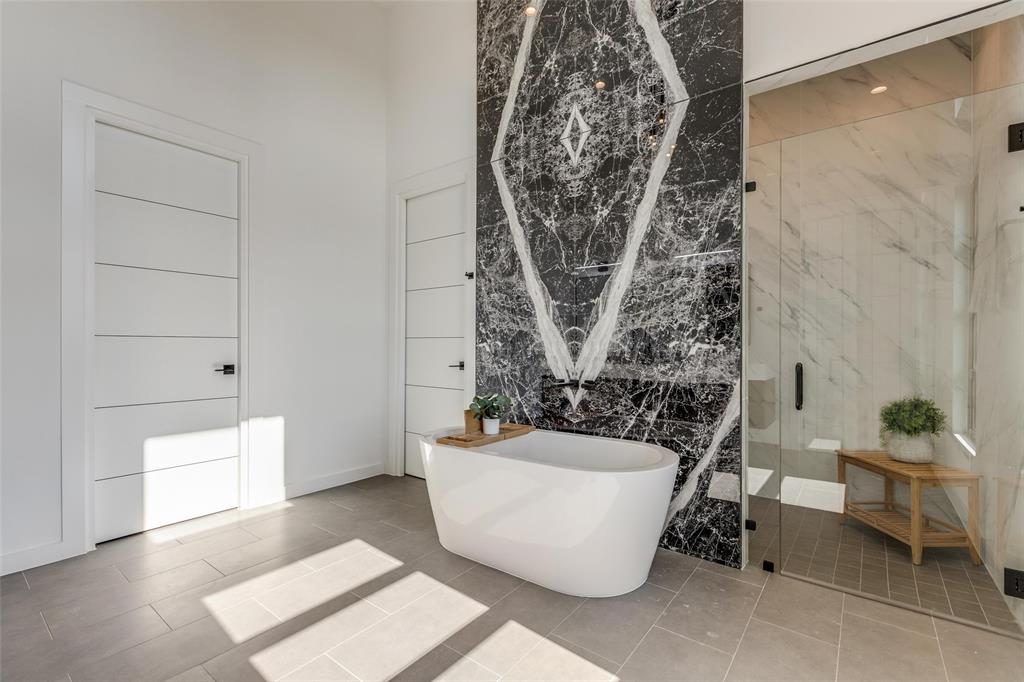 3601 Sky Rdg Lane Melissa, TX 75454 - Photo 23 of 31 a view of a bathtub in wooden floor
