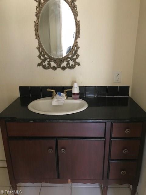 698 Caudle Road Randleman, NC 27317 - Photo 7 of 13 Gallery Image 7