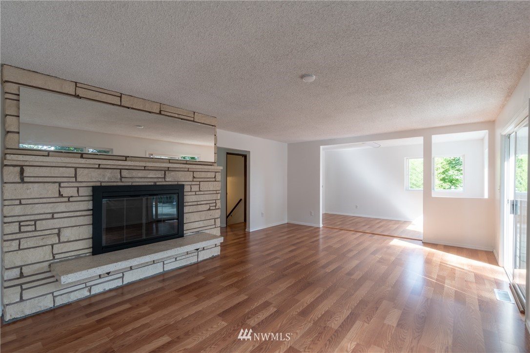 7017 South Langston Road Seattle, WA 98178 - Photo 12 of 25 Gallery Image 12