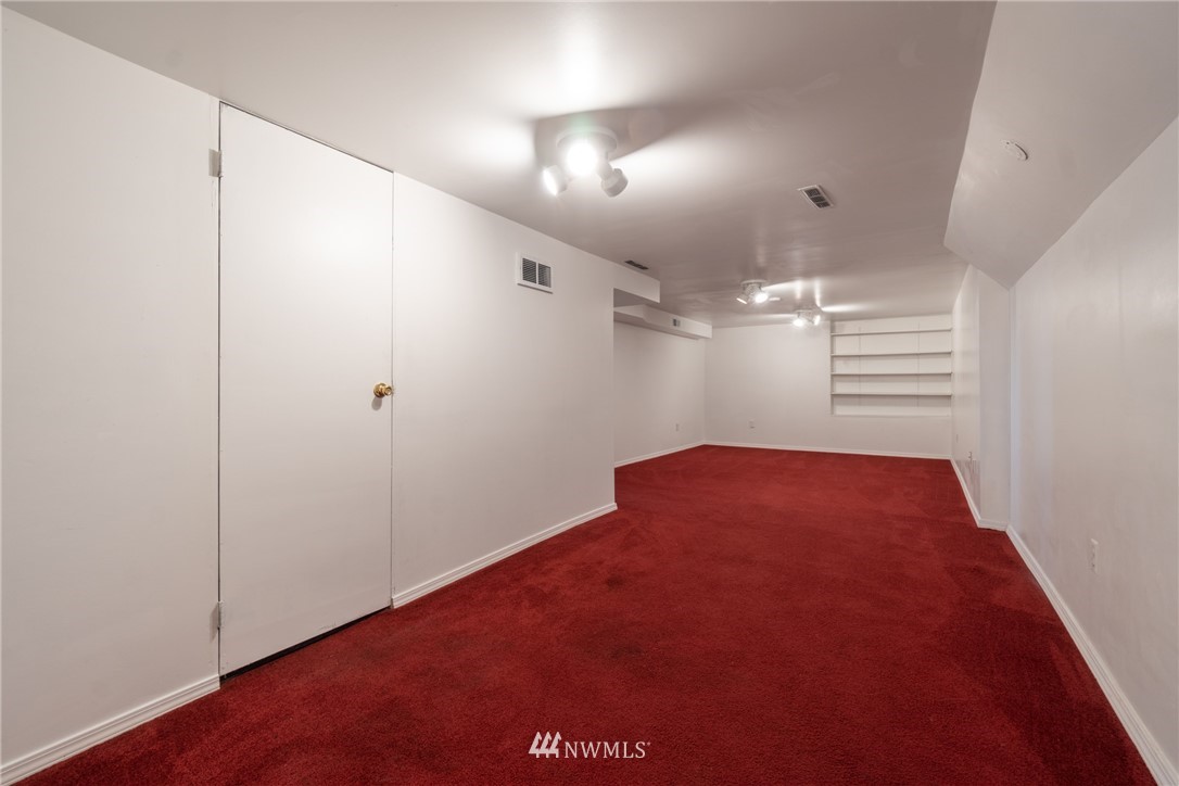 7017 South Langston Road Seattle, WA 98178 - Photo 19 of 25 Gallery Image 19