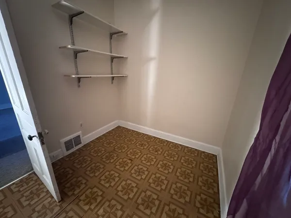 $2,000 | 2454 West Diversey Avenue, Chicago, IL 60647