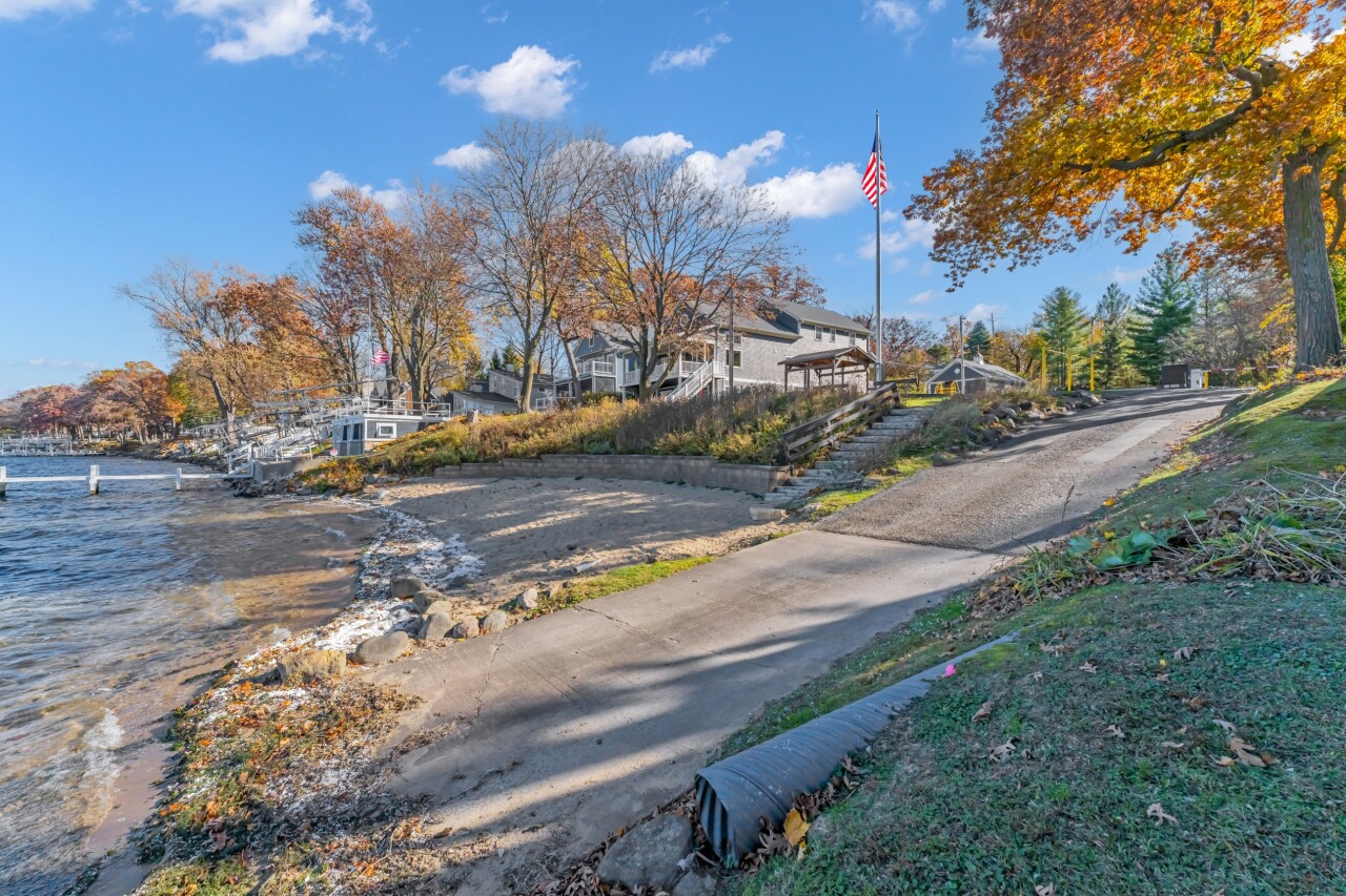 2800 Mabie Street Delavan, WI 53115 - Photo 43 of 43 Private Beach