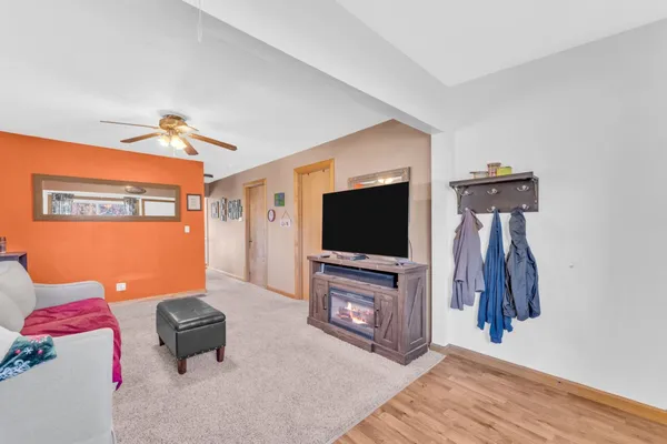 $290,000 | 2800 Mabie Street, Delavan, WI 53115