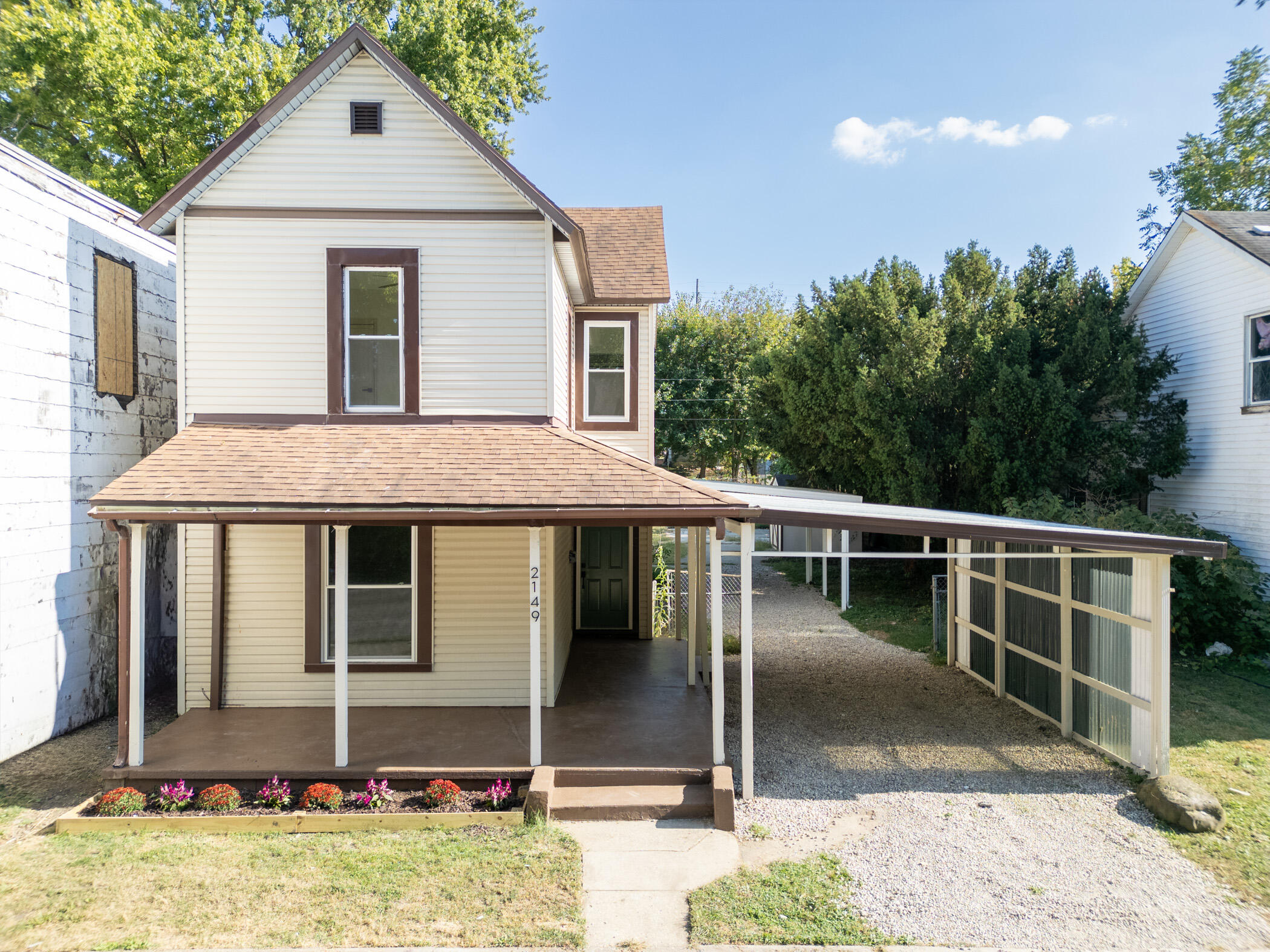 2149 Larch Street Springfield, OH 45503 - Photo 1 of 31 1_photo-2149-larch-street