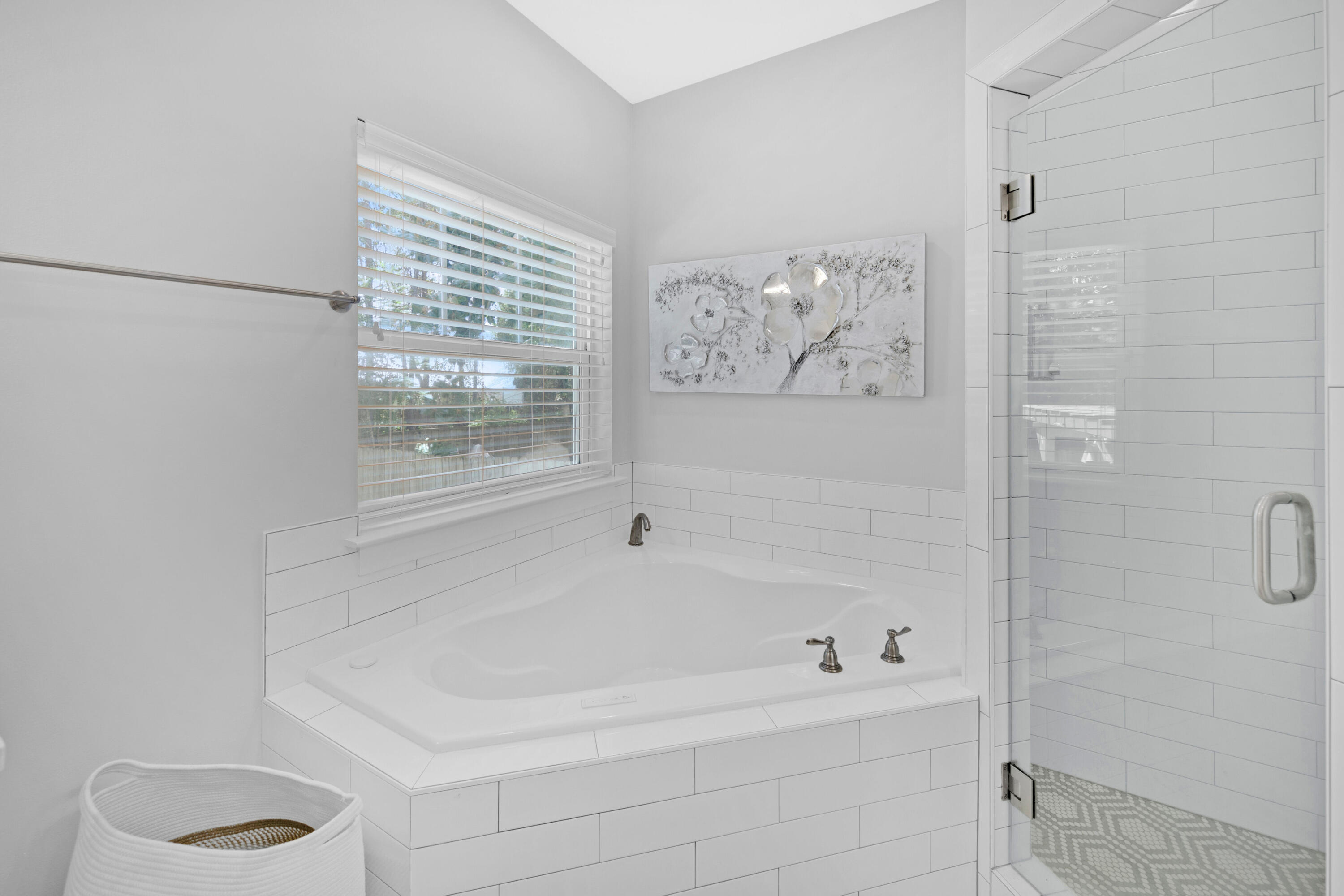 250 Marlberry Trace Santa Rosa Beach, FL 32459 - Photo 18 of 30 a white bath tub sitting next to a window