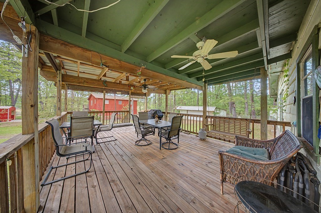 212 Winding Way Broaddus, TX 75929 - Photo 10 of 26
