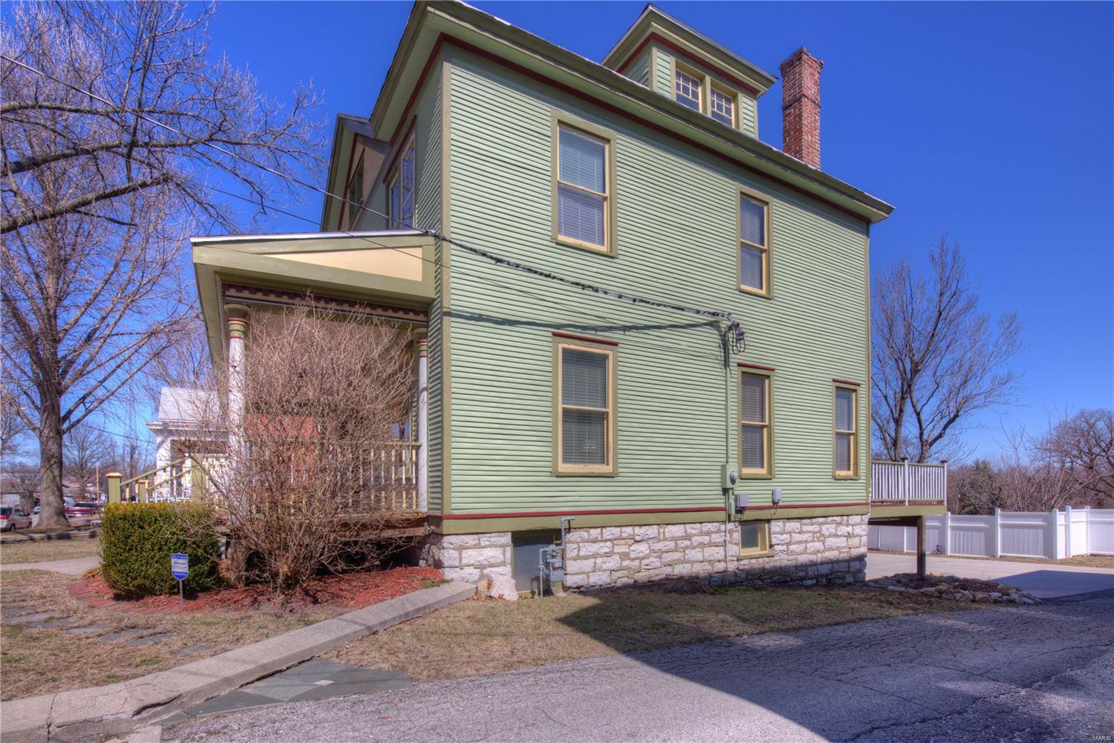 1201 State Street Alton, IL 62002 - Photo 2 of 21 Gallery Image 2