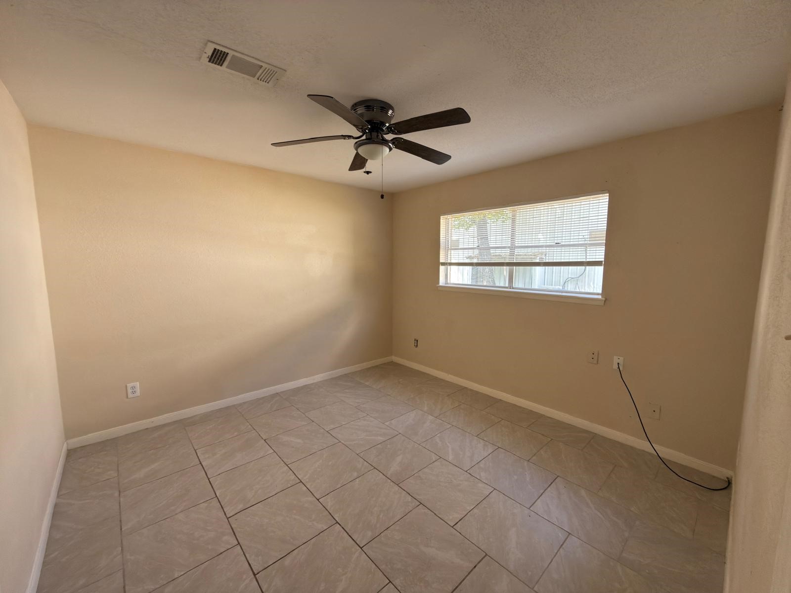 15540 Willowisp Trail Conroe, TX 77302 - Photo 2 of 18