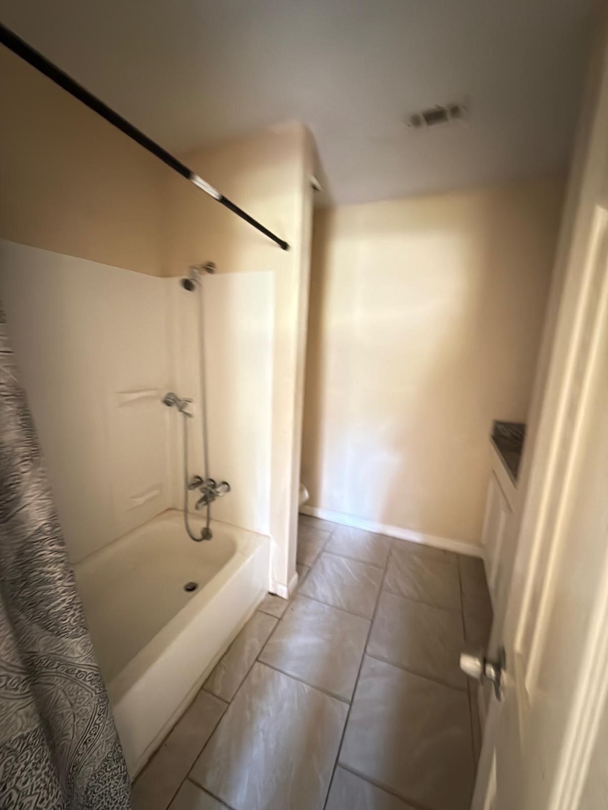 15540 Willowisp Trail Conroe, TX 77302 - Photo 4 of 18