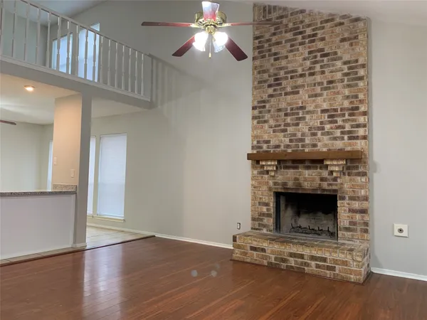 $2,199 | 2 Goldthread Court, The Woodlands, TX 77381