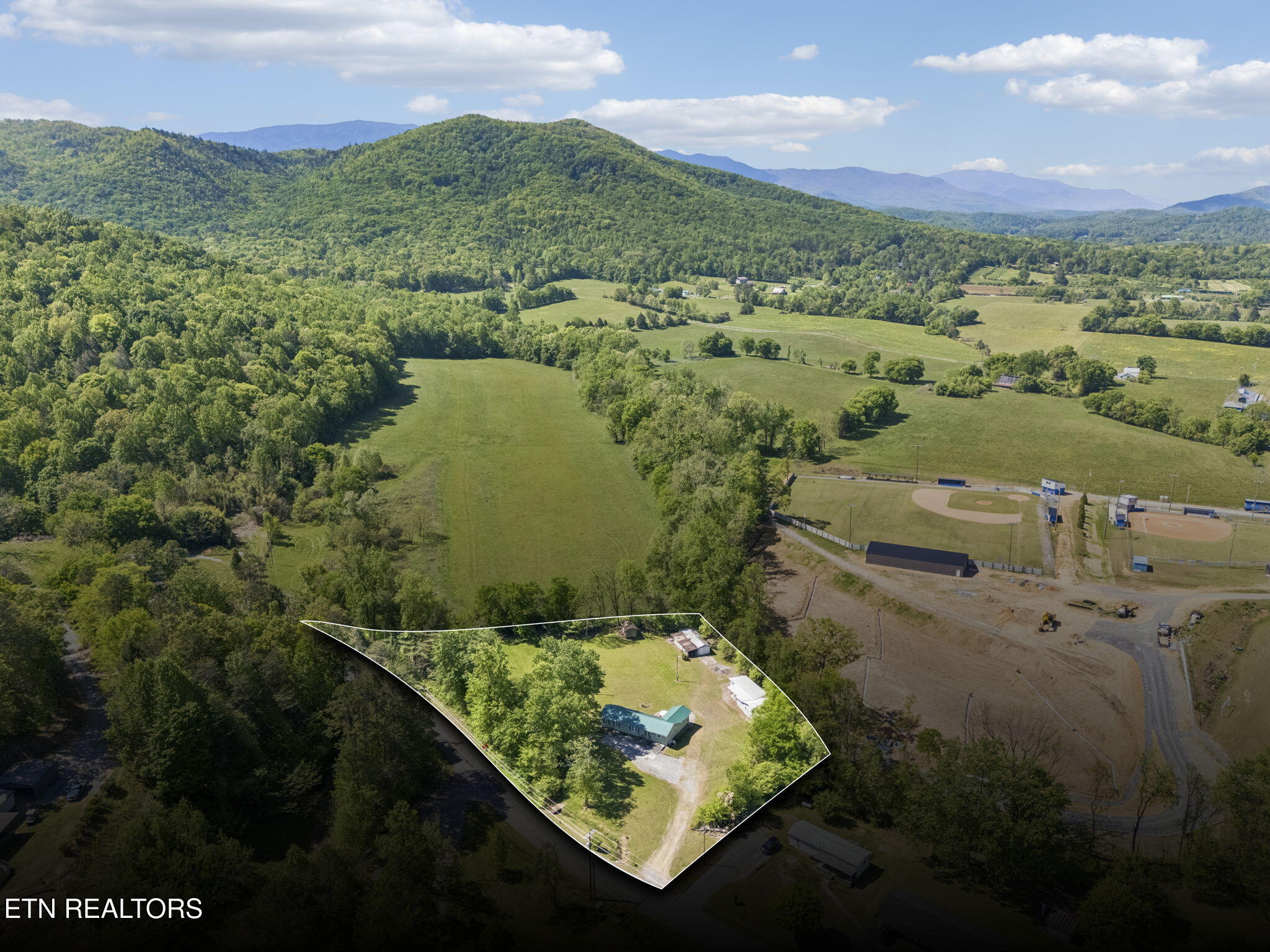 123 Greasy Cove Road Cosby, TN 37722 - Photo 3 of 46 36-123 Greasy Cove Rd - 036