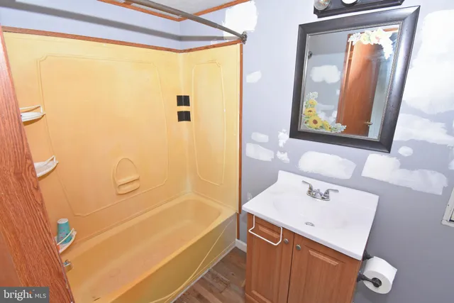 $205,000 | 20885 Nanticoke Road, Bivalve, MD 21814