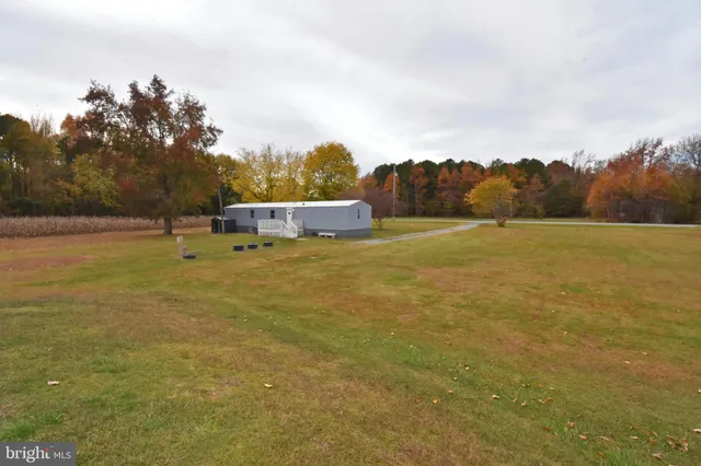 $205,000 | 20885 Nanticoke Road, Bivalve, MD 21814