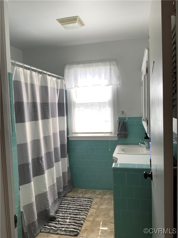 2402 Bogan Road Henrico, VA 23294 - Photo 19 of 33 Gallery Image 19