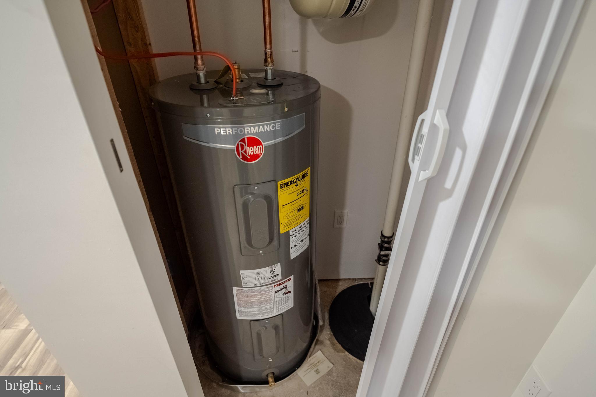 1202 West 42nd Street Baltimore, MD 21211 - Photo 41 of 47 a close view of washer and dryer