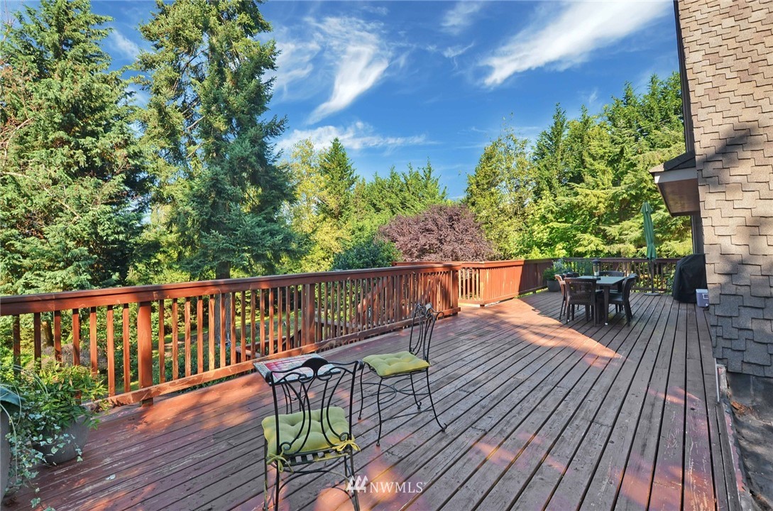 16007 Tiger Mountain Road Southeast Issaquah, WA 98027 - Photo 2 of 25 Gallery Image 2