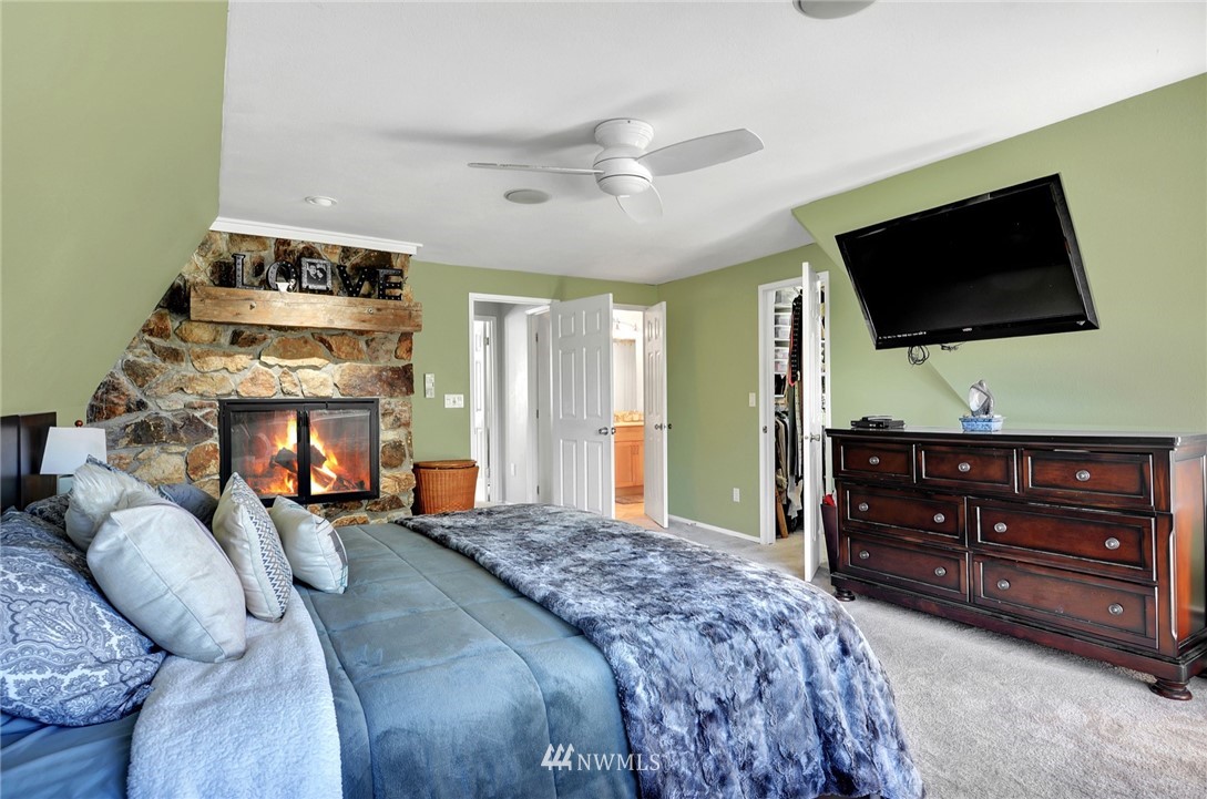 16007 Tiger Mountain Road Southeast Issaquah, WA 98027 - Photo 12 of 25 Gallery Image 12