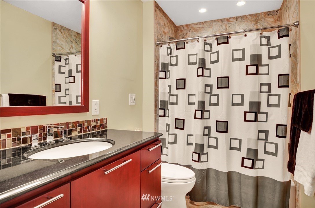 16007 Tiger Mountain Road Southeast Issaquah, WA 98027 - Photo 15 of 25 Gallery Image 15