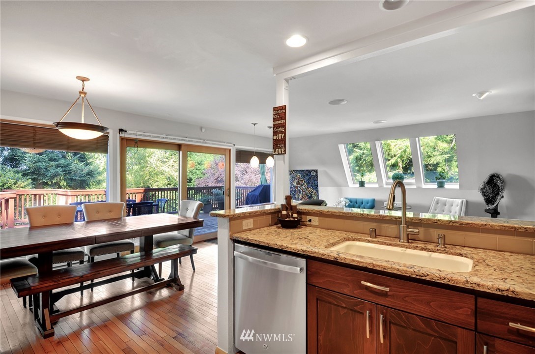 16007 Tiger Mountain Road Southeast Issaquah, WA 98027 - Photo 8 of 25 Gallery Image 8