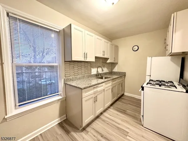 $2,500 | 495 Main Street, Unit B3, Chatham, NJ 07928