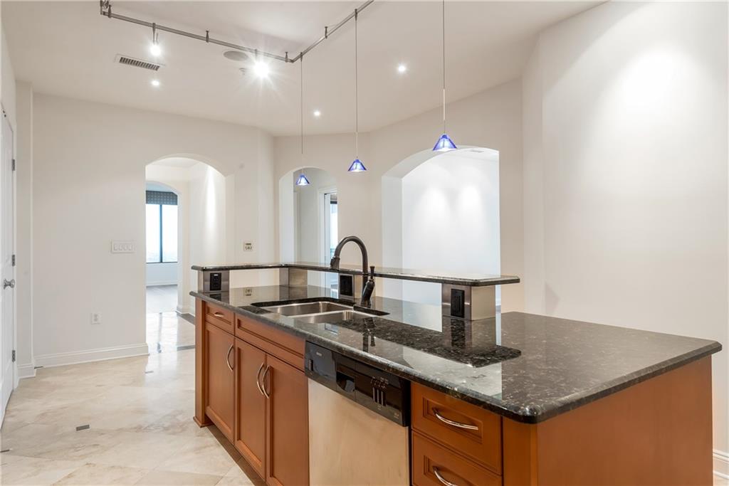 2828 Peachtree Road Northwest, Unit 1903 Atlanta, GA 30305 - Photo 15 of 37