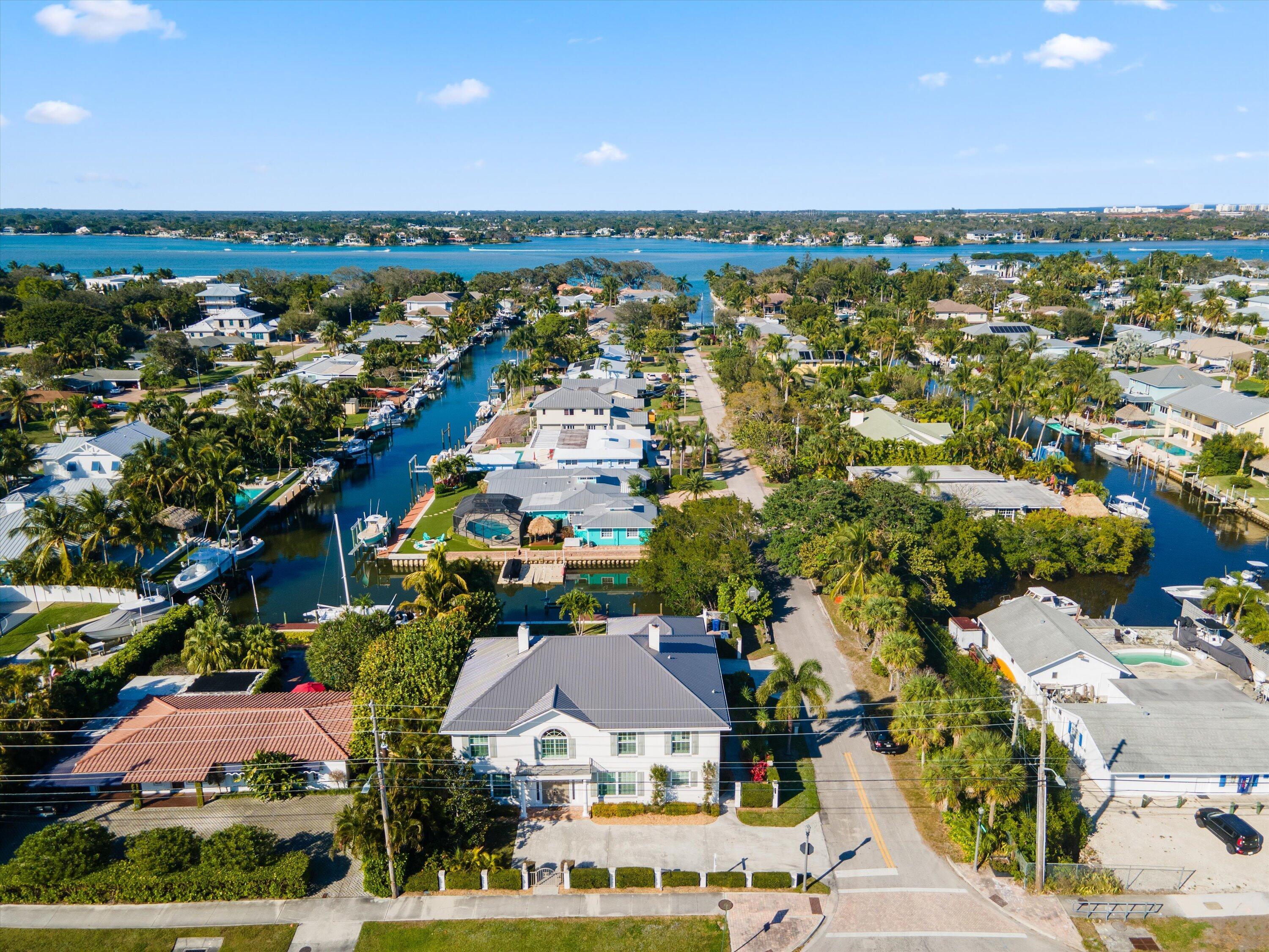 401 Center Street Jupiter, FL 33458 - Photo 1 of 48 401 Center Street, Jupiter, FL (53)