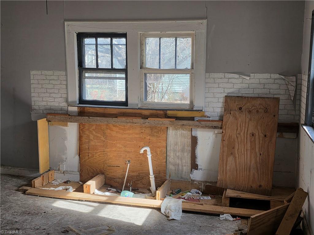 1216 Fieldcrest Road Eden, NC 27288 - Photo 14 of 16