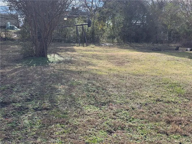 $69,900 | 1216 Fieldcrest Road, Eden, NC 27288