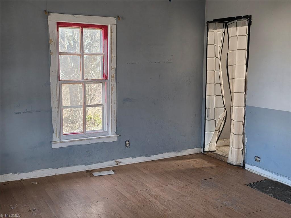 1216 Fieldcrest Road Eden, NC 27288 - Photo 9 of 16