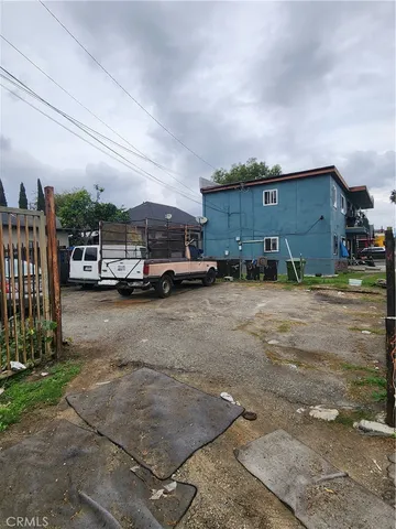 a car parked in front of a house
