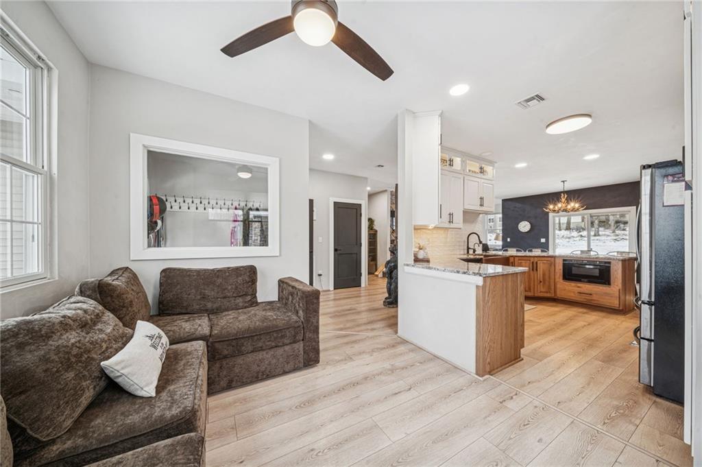 2420 South Ridge Plaza Hidden Valley, PA 15502 - Photo 12 of 37