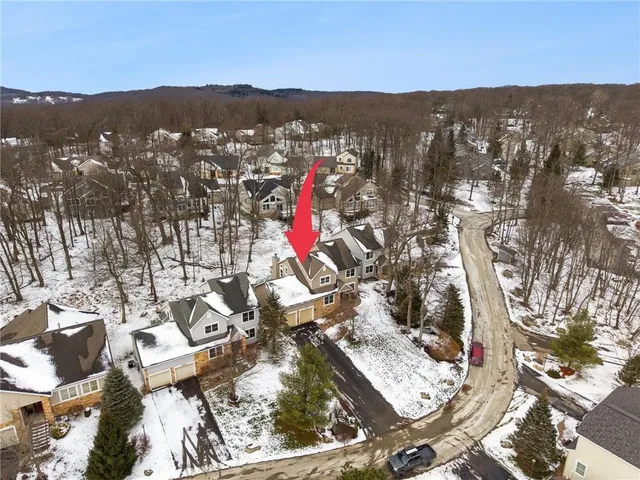 $545,000 | 2420 South Ridge Plaza, Hidden Valley, PA 15502