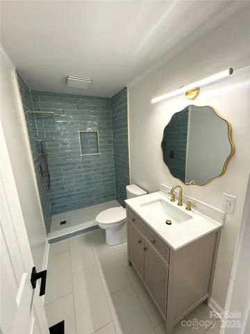 $595,500 | 2340 South Point Road, Belmont, NC 28012