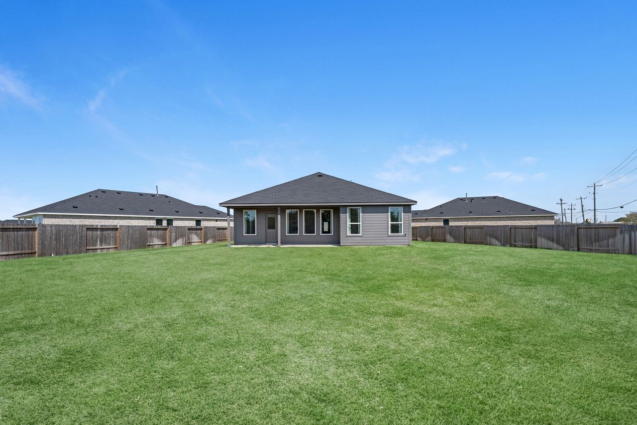 12 Robin Court Angleton, TX 77515 - Photo 30 of 30