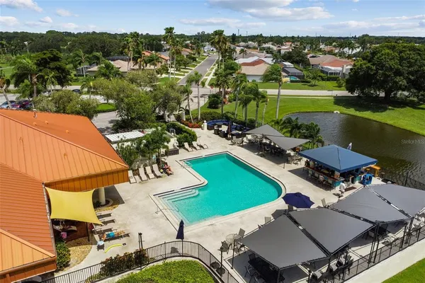 $2,400 | 4327 Murfield Drive East, Bradenton, FL 34203
