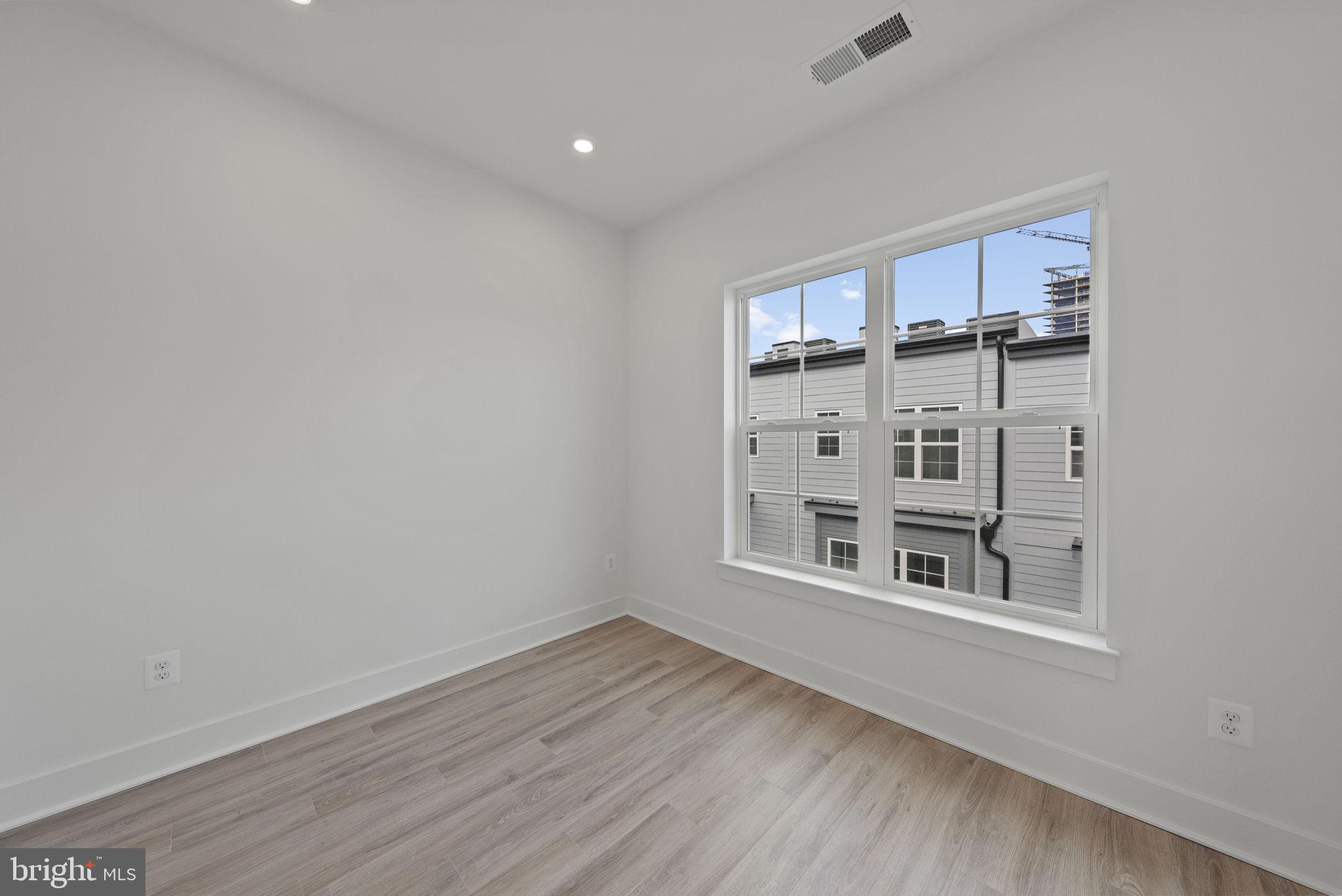 1840 Michael Faraday Drive Reston, VA 20190 - Photo 24 of 27