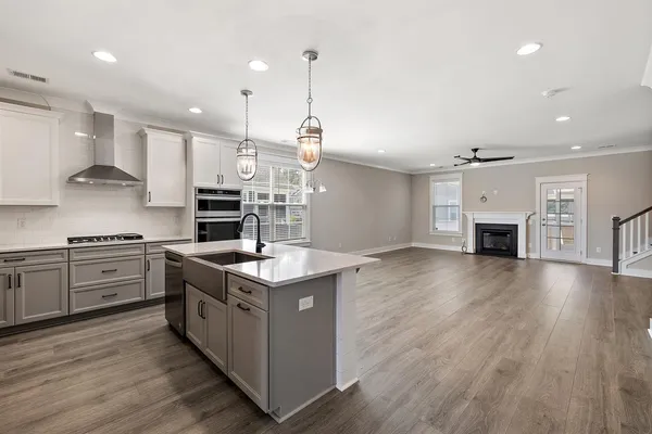 $4,795 | 2860 Wagner Way, Mount Pleasant, SC 29466