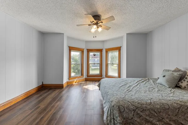 $209,900 | 301 North Main Street, Herscher, IL 60941