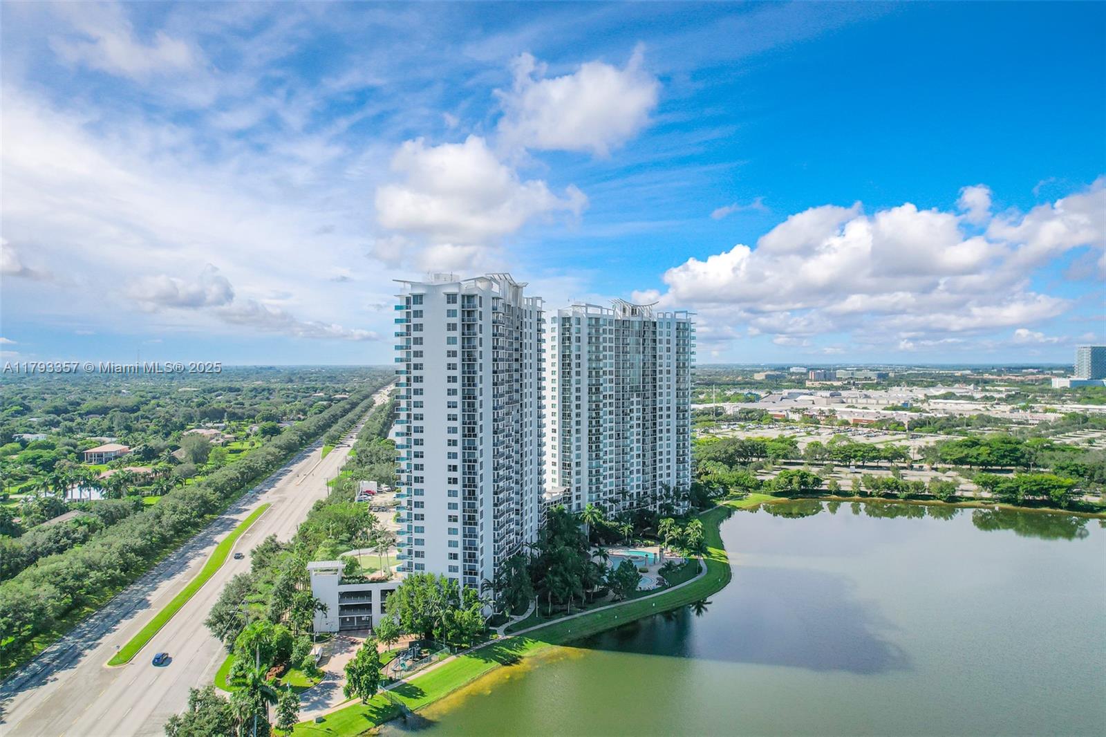 2641 North Flamingo Road, Unit 1205N Sunrise, FL 33323 - Photo 2 of 31 a view of a city