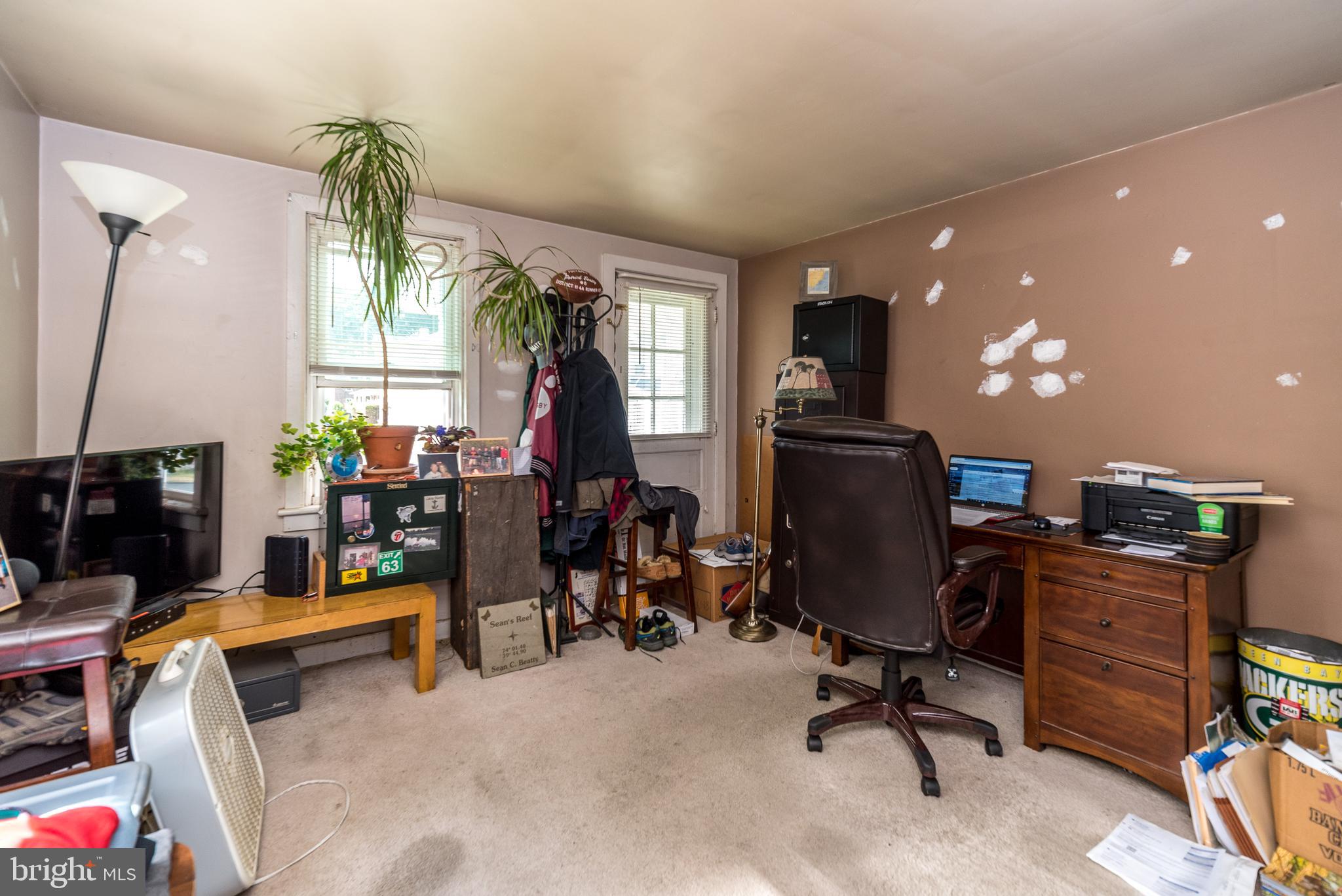 33 Spruce Street Hellertown, PA 18055 - Photo 4 of 9