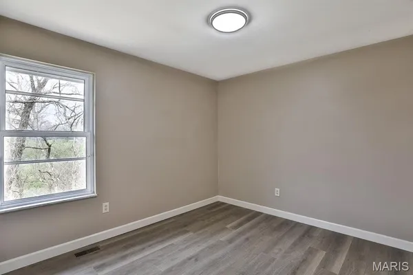 $374,900 | 853 Crescent Ridge Drive, Valley Park, MO 63088