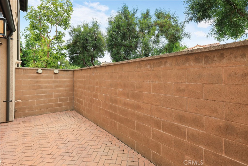 220 Kempton Irvine, CA 92620 - Photo 34 of 42 a view of a outdoor space