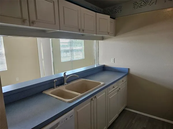 $1,500 | 3851 59th Avenue West, Unit 3851, Bradenton, FL 34210