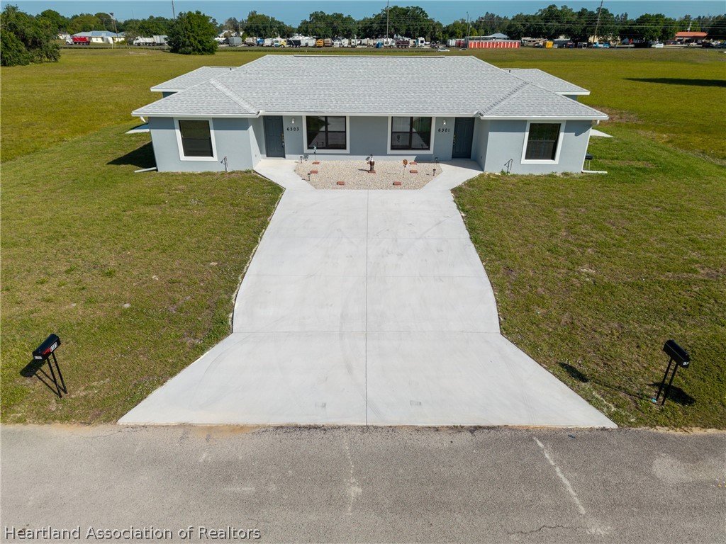 6301 Candler Terrace Sebring, FL 33876 - Photo 1 of 43