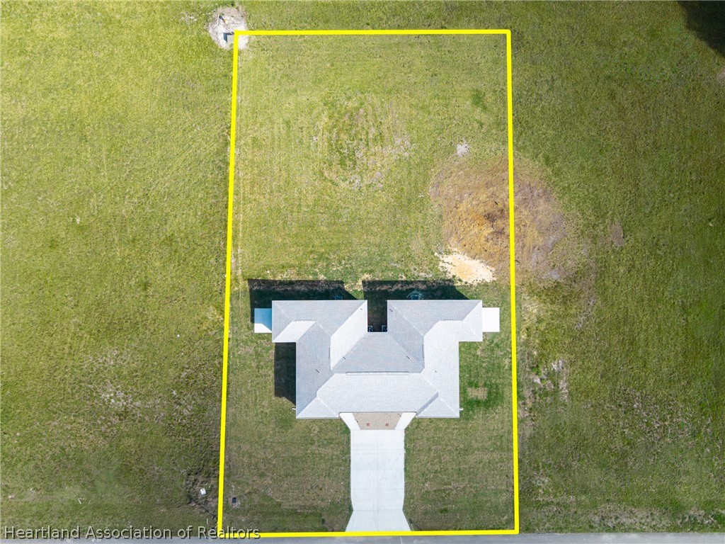 6301 Candler Terrace Sebring, FL 33876 - Photo 2 of 43