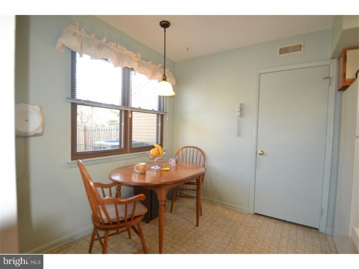 15 Loggers Mill Road Horsham, PA 19044 - Photo 14 of 17 Breakfast Room