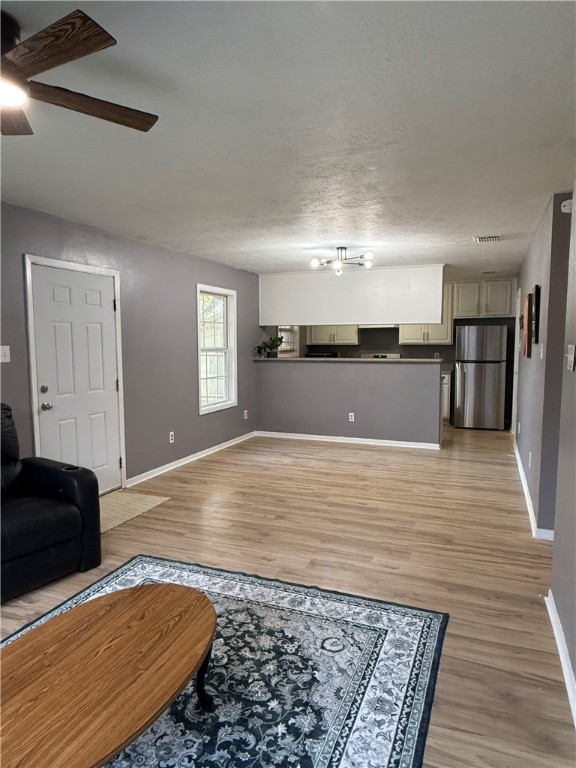 1205 Thompson Street Bryan, TX 77803 - Photo 4 of 28