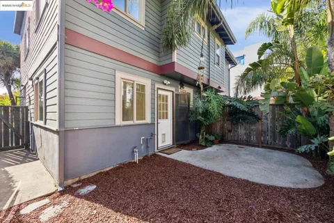 $565,000 | 1028 36th Street, Oakland, CA 94608