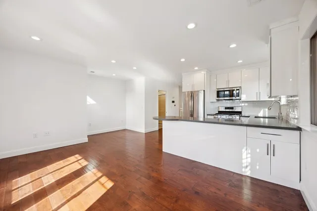 $565,000 | 1028 36th Street, Oakland, CA 94608