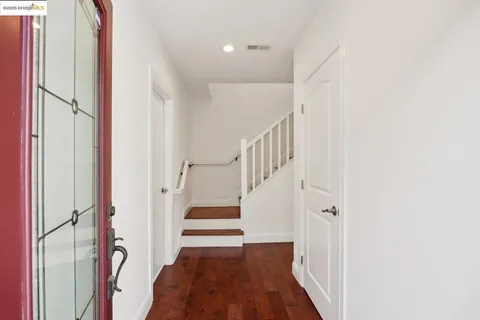 $565,000 | 1028 36th Street, Oakland, CA 94608